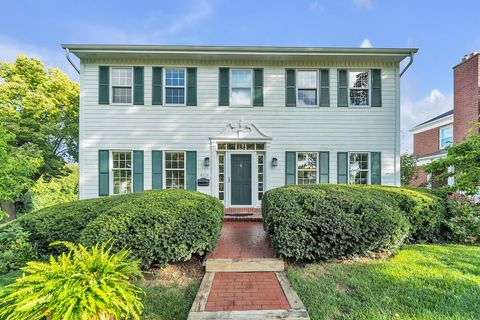 Photo of 8328 W Wisconsin Ave, Wauwatosa, WI 53213 (MLS # 1949251)