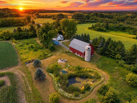 Photo of W6339 County Rd V -, Lyndon, WI 53011 (MLS # 1973550)