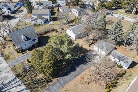 Photo of 11458 W Church St, Franklin, WI 53132 (MLS # 1953047)