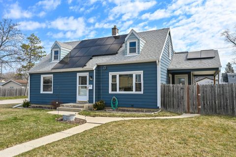 Photo of 1304 S 116th St, West Allis, WI 53214 (MLS # 1955932)