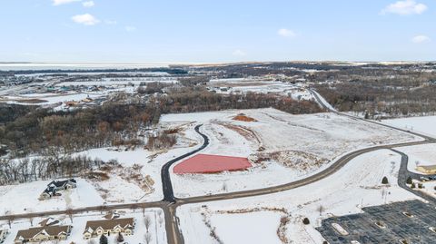 Photo of 137 Hidden Valley Cir, Fond Du Lac, WI 54937 (MLS # 1949226)