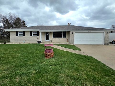 Photo of 10741 Spring St, Mount Pleasant, WI 53177 (MLS # 1957386)
