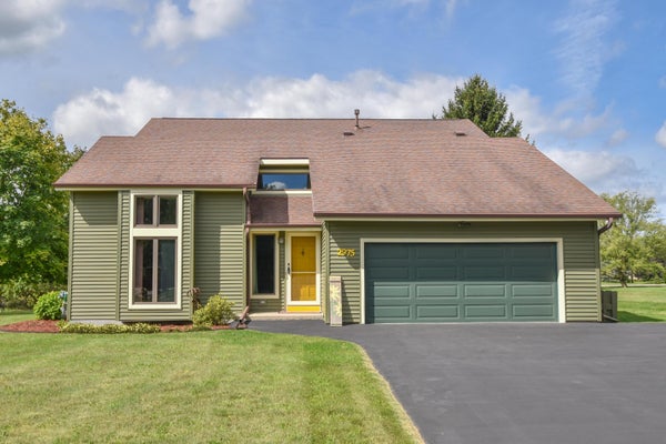 2975 BOGEY LN, SLINGER, WI 53086 - Image dca7190870478f3d30a1da492ecc70ad/46843243