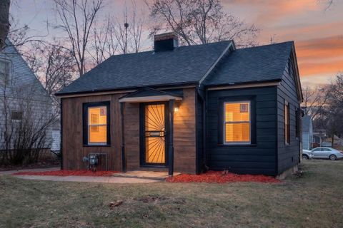 Photo of 5479 N 53rd St, Milwaukee, WI 53218 (MLS # 1953541)