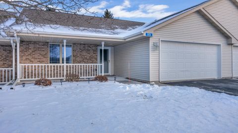 Photo of 1909 Havenwood Ct, Sheboygan, WI 53081 (MLS # 1948130)