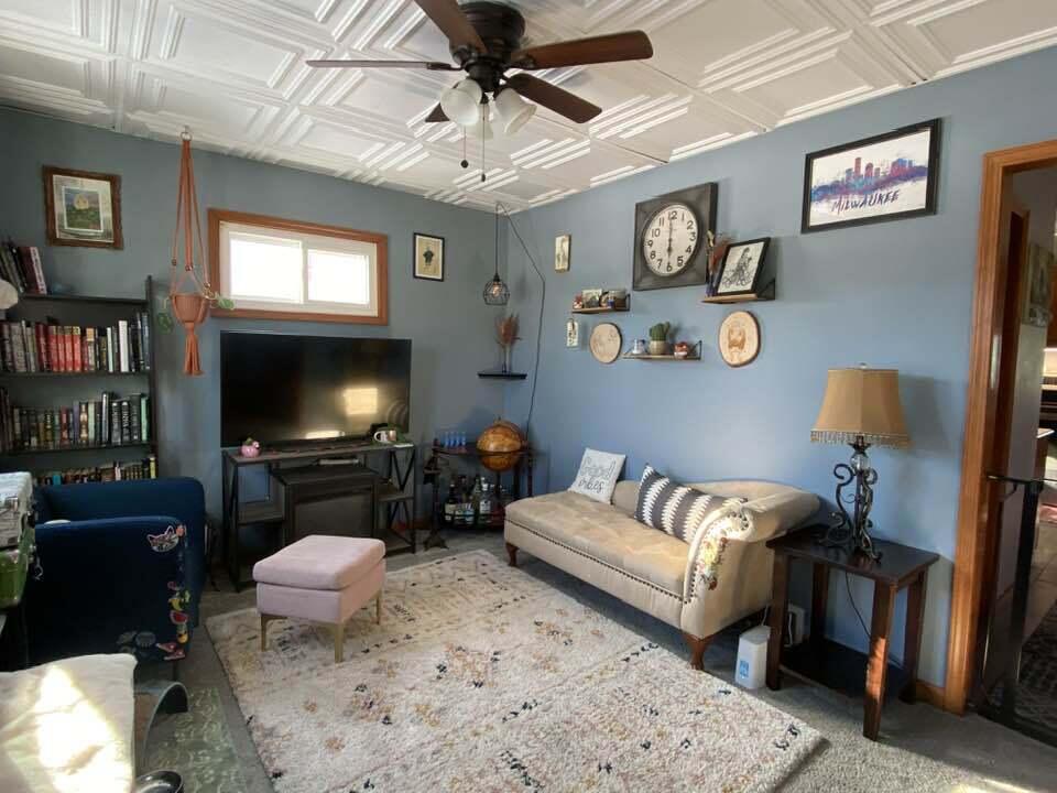 West Allis, Wisconsin 53214, United States, 3 Bedrooms Bedrooms, ,2 BathroomsBathrooms,Residential,Pending,14571