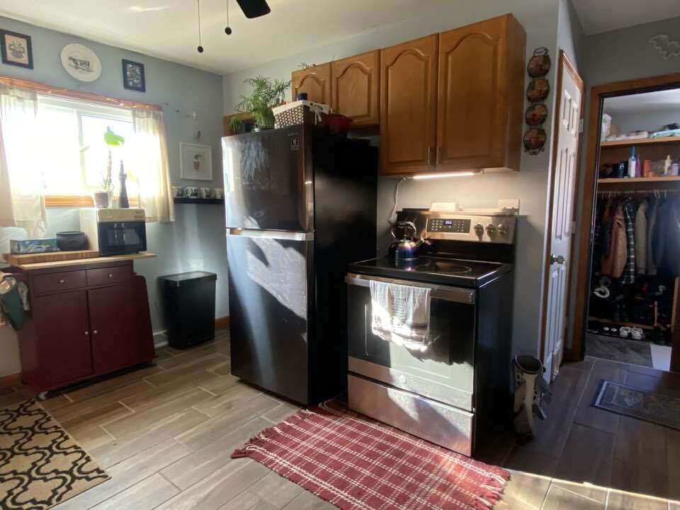 West Allis, Wisconsin 53214, United States, 3 Bedrooms Bedrooms, ,2 BathroomsBathrooms,Residential,Pending,14571