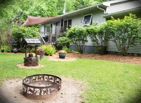 Photo of E4585 Bean Ln, Coon, WI 54621 (MLS # 1965854)