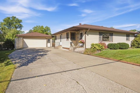 Photo of 415 N 6th Ave, Onalaska, WI 54650 (MLS # 1980413)