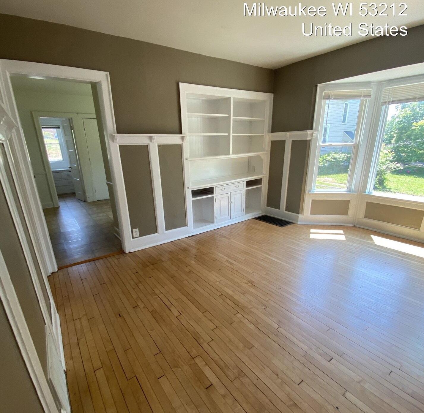 Milwaukee, Wisconsin 53212, United States, 4 Bedrooms Bedrooms, ,1 BathroomBathrooms,Residential,Active,187838