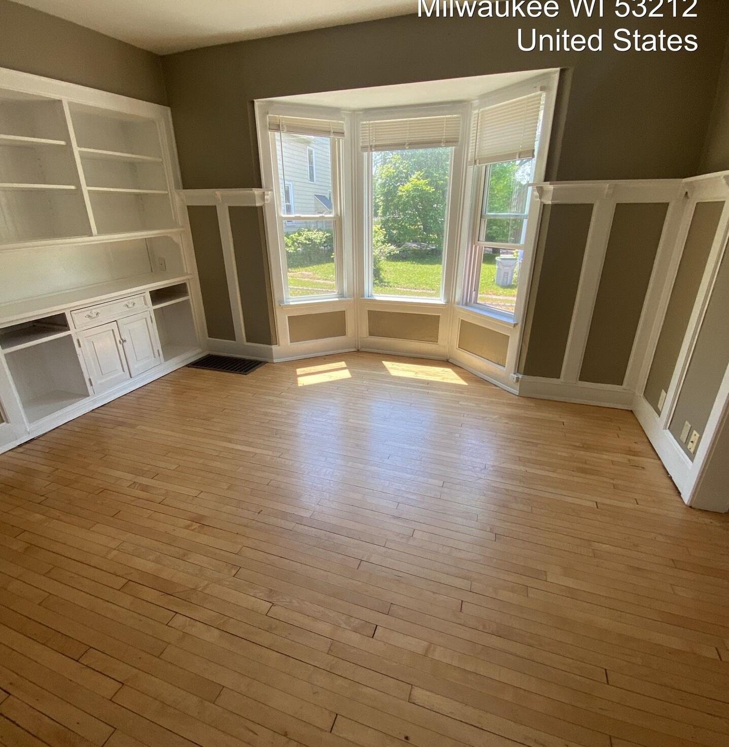 Milwaukee, Wisconsin 53212, United States, 4 Bedrooms Bedrooms, ,1 BathroomBathrooms,Residential,Active,187838