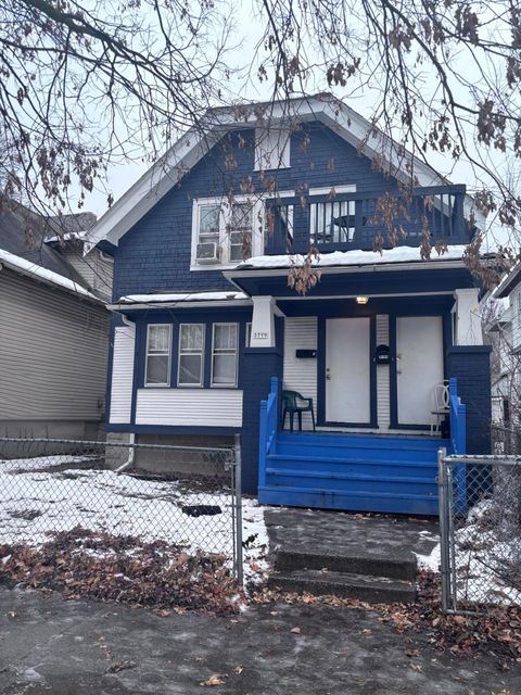 Photo of 3719 N Vel R Phillips Ave, Milwaukee, WI 53212 (MLS # 1955028)