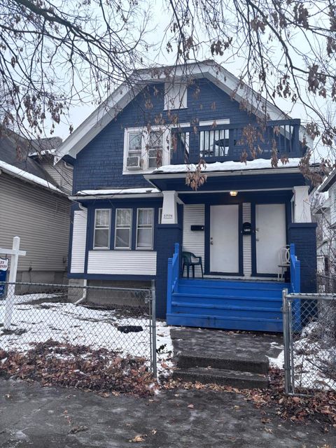 Photo of 3719 N Vel R Phillips Ave, Milwaukee, WI 53212 (MLS # 1955028)