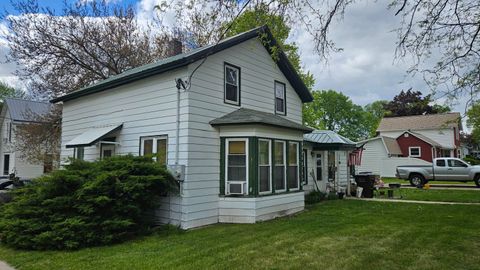 Photo of 215 S Fourth St E, Fort Atkinson, WI 53538 (MLS # 1963904)