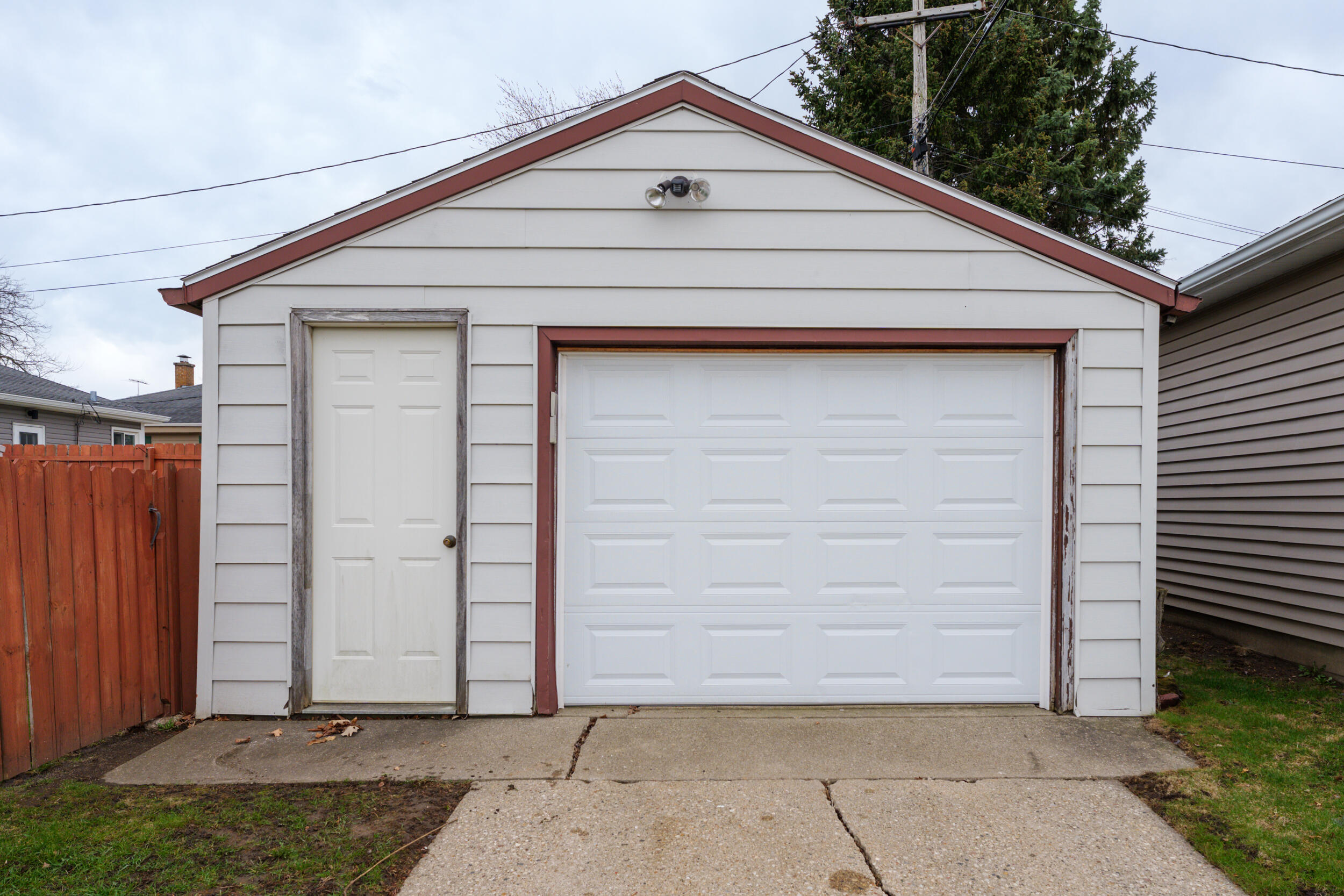 Kenosha, Wisconsin 53142, United States, 3 Bedrooms Bedrooms, ,2 BathroomsBathrooms,Residential,Pending,117065