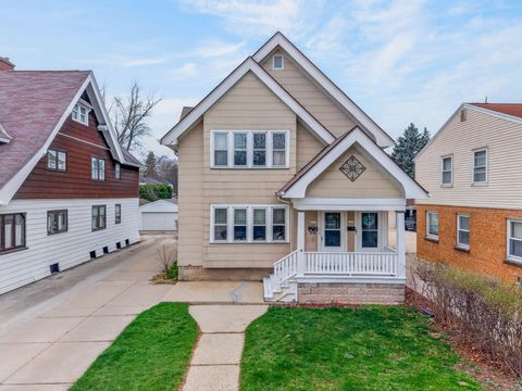 Photo of 2131 N 65th St, Wauwatosa, WI 53213 (MLS # 1958489)