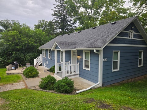 Photo of 1308 E Lake Shore Dr, Twin Lakes, WI 53181 (MLS # 1977527)