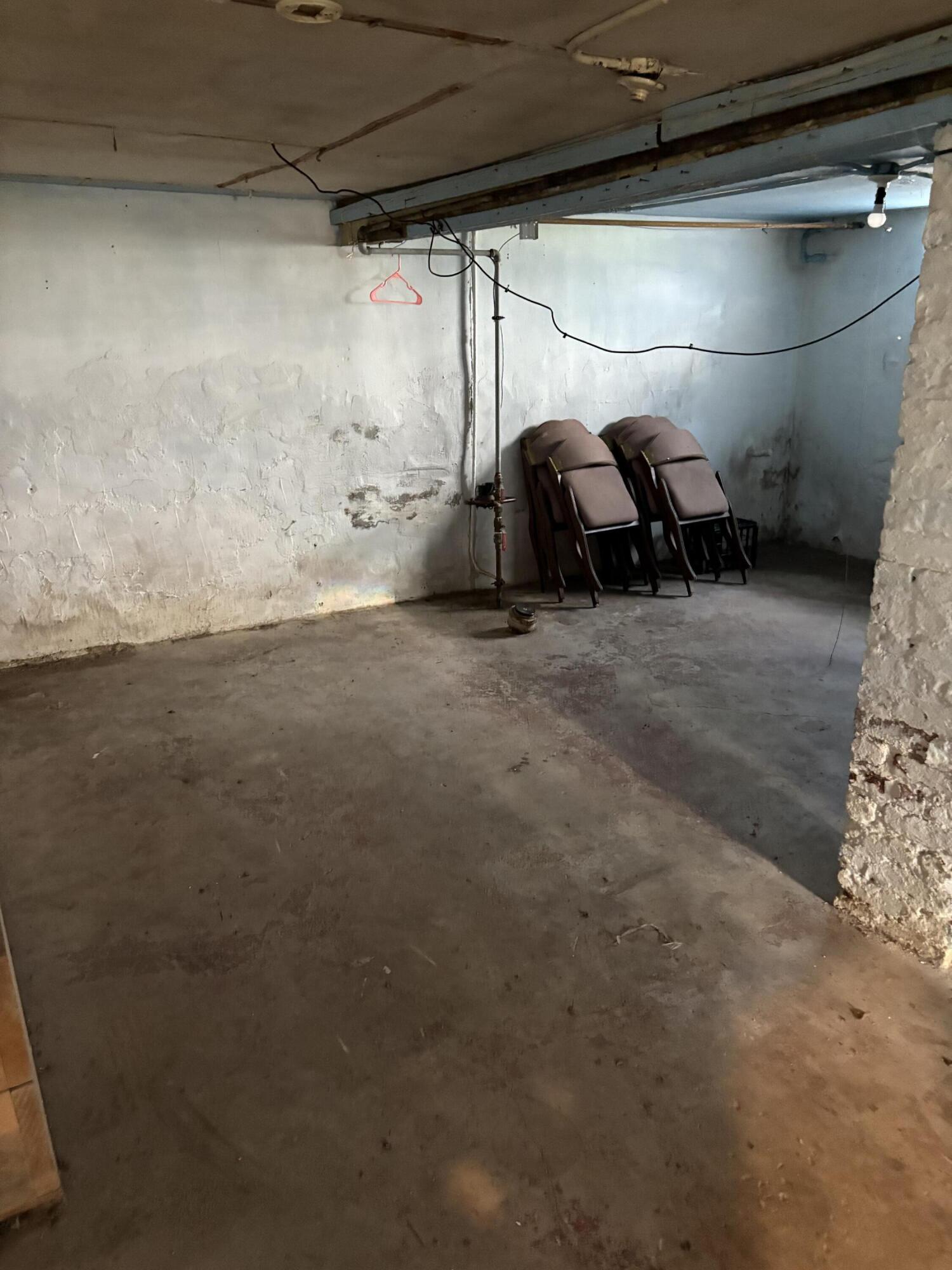 Kenosha, Wisconsin 53140, United States, 4 Bedrooms Bedrooms, ,2 BathroomsBathrooms,Residential,Active,166733