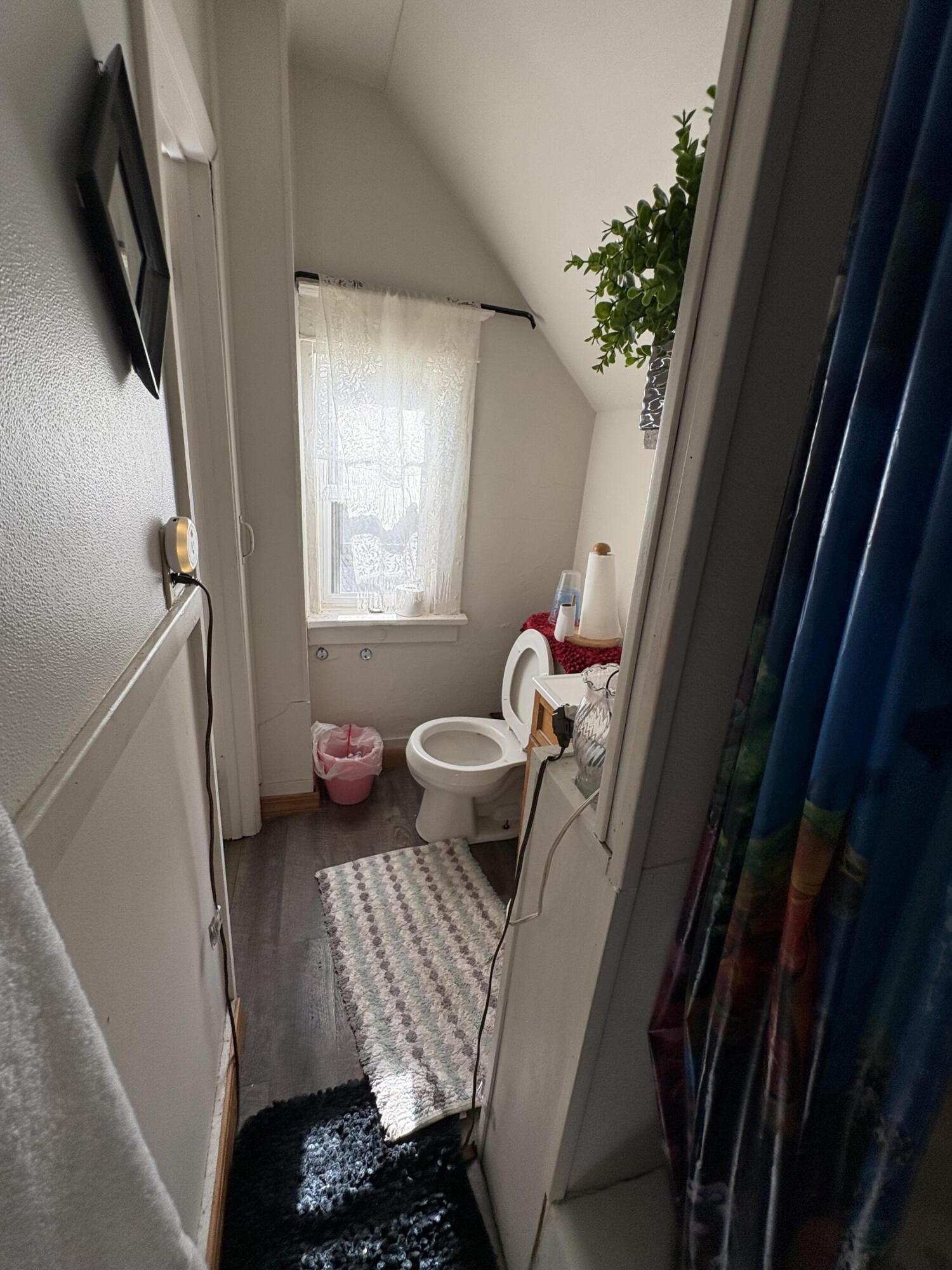 Kenosha, Wisconsin 53140, United States, 4 Bedrooms Bedrooms, ,2 BathroomsBathrooms,Residential,Active,166733