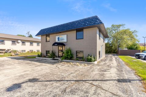 Photo of 2713 S Chicago Ave, South Milwaukee, WI 53172 (MLS # 1937759)