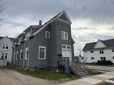 Photo of 1235 Michigan Ave, South Milwaukee, WI 53172 (MLS # 1957377)