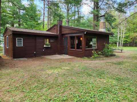 Photo of N18708 Short Cut Rd, Pembine, WI 54156 (MLS # 1964757)