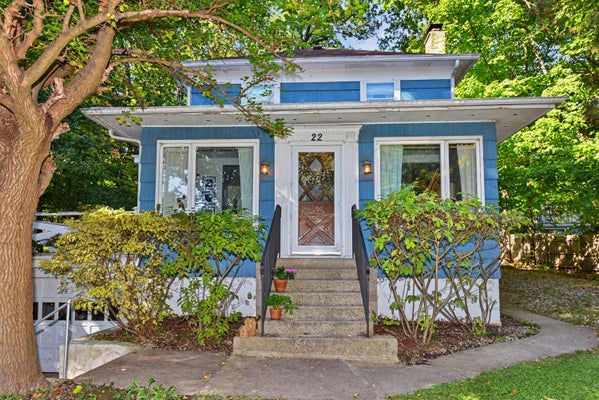 22 S WALWORTH AVE, WILLIAMS BAY, WI 53191 - Image de05ef508cba3be8abbd71981c6b16da/2785926666