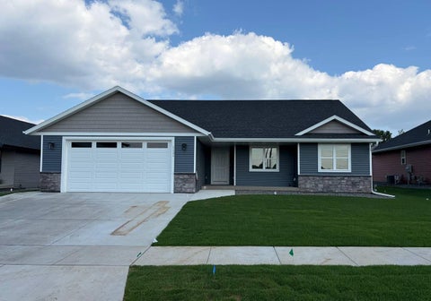Photo of 1131 American Dr, Holmen, WI 54636 (MLS # 1978403)