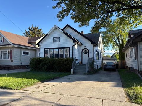 Photo of 2431 Jerome Blvd, Racine, WI 53403 (MLS # 1963046)