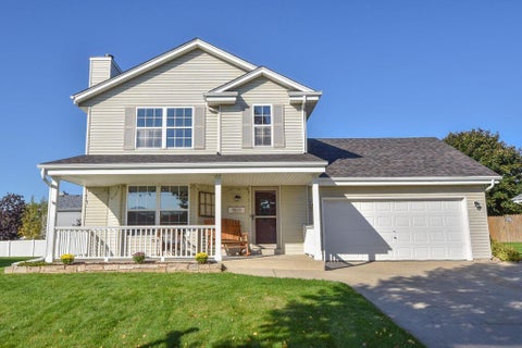 Photo of 1511 Redtail Dr, Hartford, WI 53027 (MLS # 1983626)