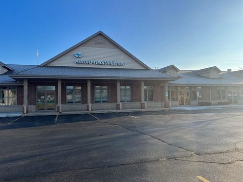 Photo of 116 N Dodge St, Burlington, WI 53105 (MLS # 1970239)
