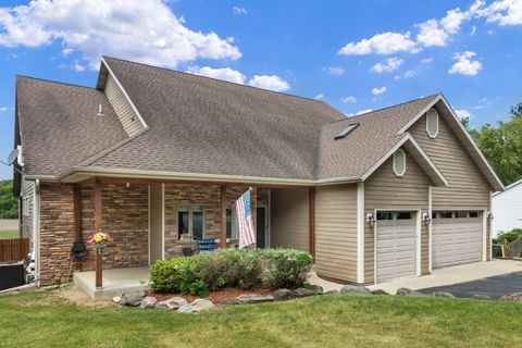 Photo of W5574 Briarwood Rd, La Grange, WI 53121 (MLS # 1964801)