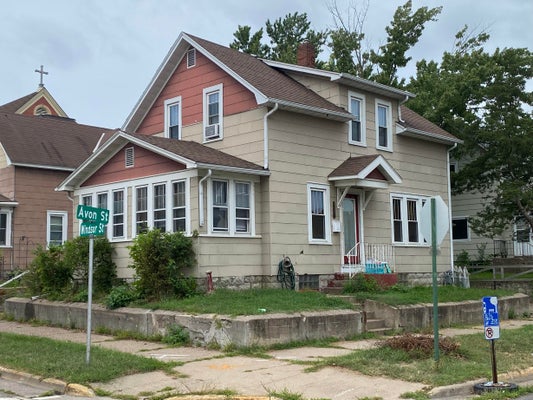 1103 AVON ST, LA CROSSE, WI 54603 - Image deb5fdf9c68bc6f5ee8ac773701a0781/1693380924