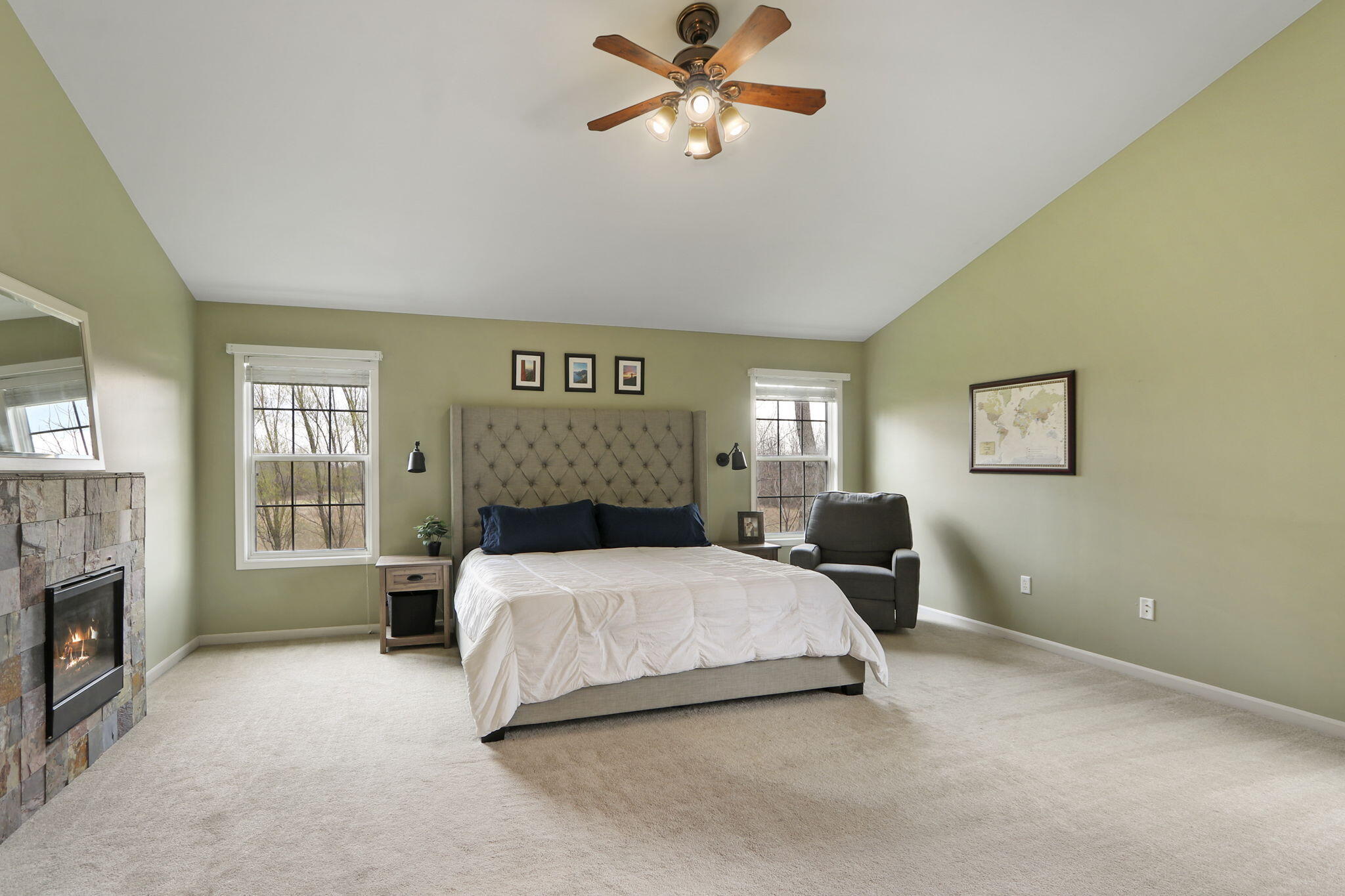 Pleasant Prairie, Wisconsin 53142, United States, 4 Bedrooms Bedrooms, ,3 BathroomsBathrooms,Residential,Pending,115551