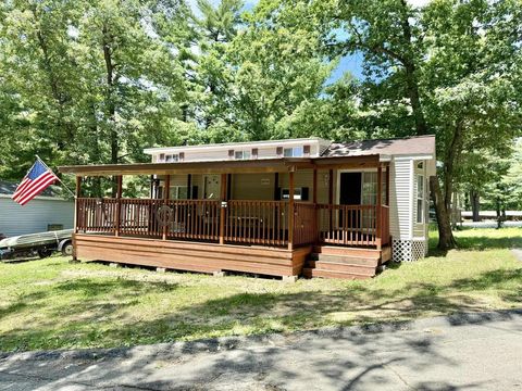 Photo of 135 Cindy Ln, Warrens, WI 54666 (MLS # 1956879)