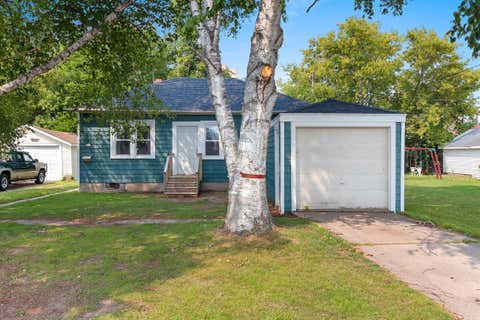 Photo of 626 S 20th St, Manitowoc, WI 54220 (MLS # 1975936)