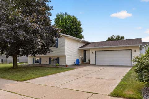 Photo of 1113 10th Ave N, Onalaska, WI 54650 (MLS # 1975756)