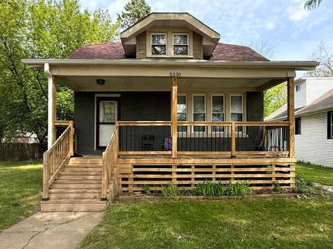 Photo of 5330 N 36th St, Milwaukee, WI 53209 (MLS # 1965139)
