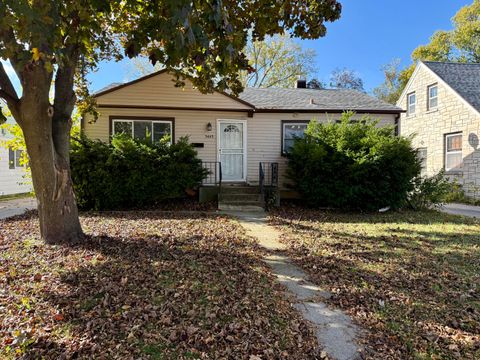 Photo of 5445 N 54th St, Milwaukee, WI 53218 (MLS # 1941557)