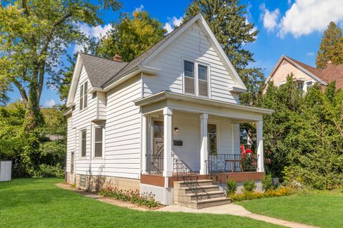 Photo of 1216 N Chicago Ave, South Milwaukee, WI 53172 (MLS # 1937307)