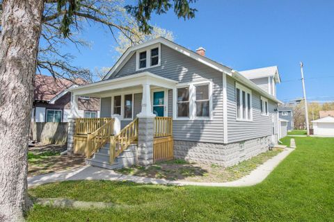 Photo of 3772 S Rutland Ave, Saint Francis, WI 53235 (MLS # 1941574)