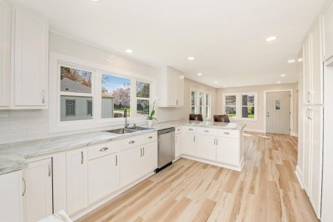 Photo of 3772 S Rutland Ave, Saint Francis, WI 53235 (MLS # 1941574)