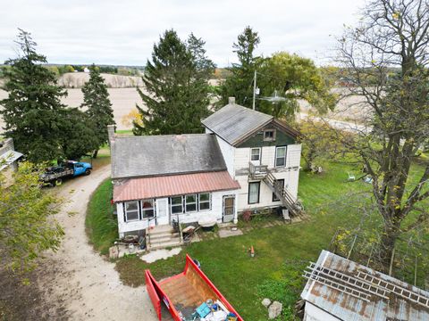 Photo of 18218 Plank Rd, Yorkville, WI 53182 (MLS # 1940952)