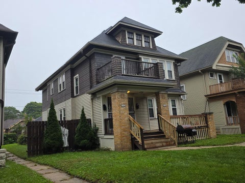 Photo of 2944 N 47th St, Milwaukee, WI 53210 (MLS # 1982440)