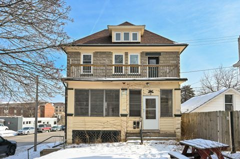 Photo of 1500 S 71st St, West Allis, WI 53214 (MLS # 1950063)