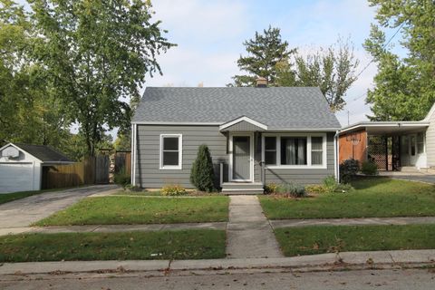 Photo of 449 Emerson St, Burlington, WI 53105 (MLS # 1939243)