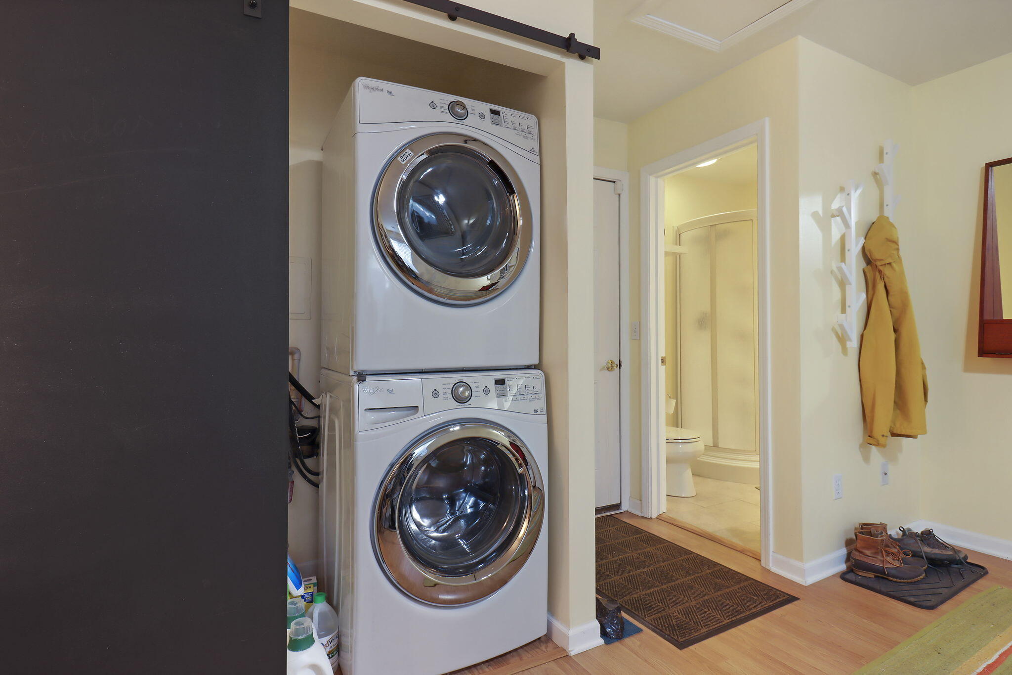 Kenosha, Wisconsin 53140, United States, 3 Bedrooms Bedrooms, ,4 BathroomsBathrooms,Residential,Active,158603