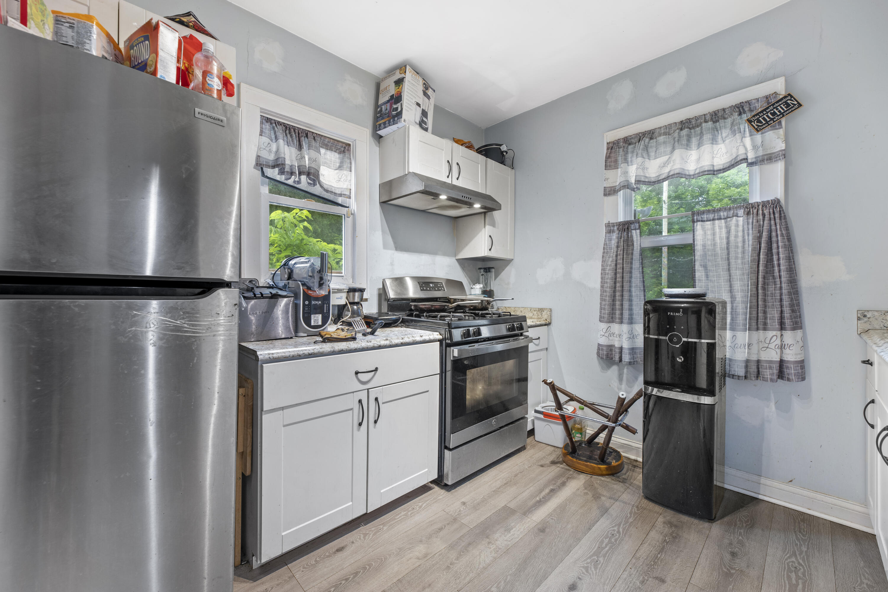 Milwaukee, Wisconsin 53210, United States, 2 Bedrooms Bedrooms, ,1 BathroomBathrooms,Residential,Active,161926