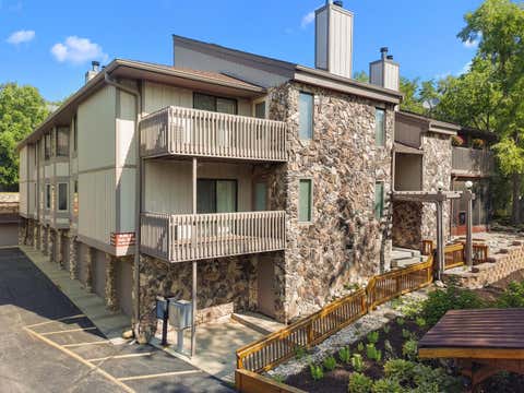Photo of 844 Kendall Ln, Lake Geneva, WI 53147 (MLS # 1972579)