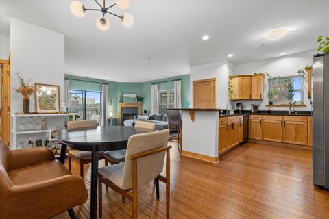 Photo of 1812 E Lafayette Pl, Milwaukee, WI 53202 (MLS # 1943520)